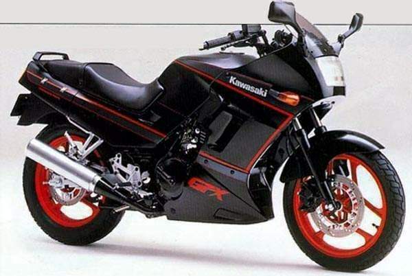 Kawasaki ZZR 250 – Ventura MCA