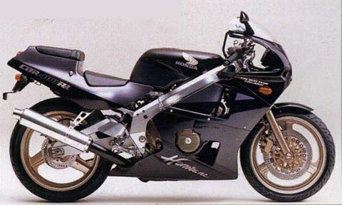 Honda CBR 400 RR N – Ventura MCA