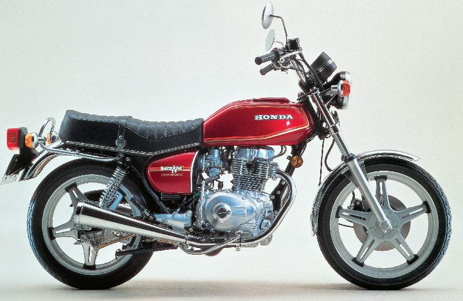 Honda CB400 super hawk II 78.jpg